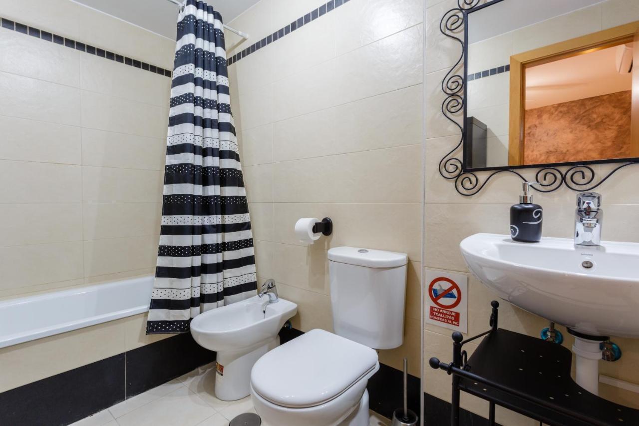 Puerta San Felix Free Parking By Cadiz4Rentals Екстериор снимка