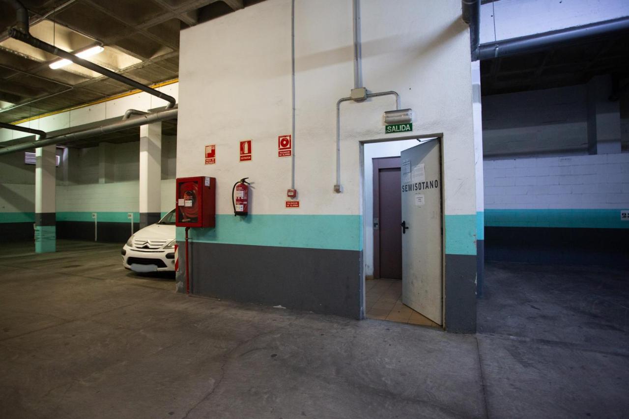 Puerta San Felix Free Parking By Cadiz4Rentals Екстериор снимка